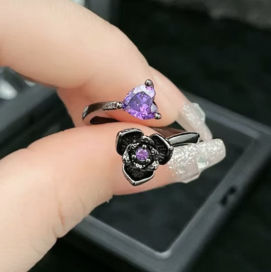 Black flowered Stones rings