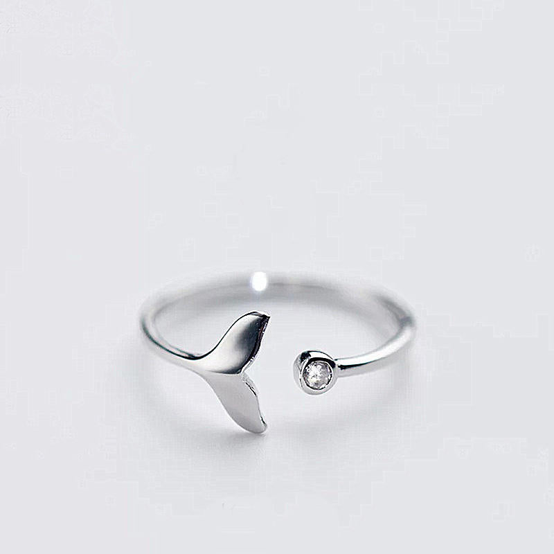 Whale Tail Ring