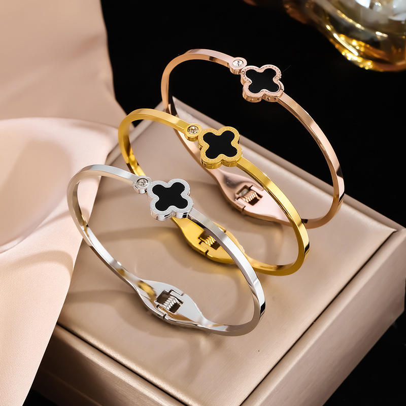 Flower Shape Zircon Inlaid Bangles