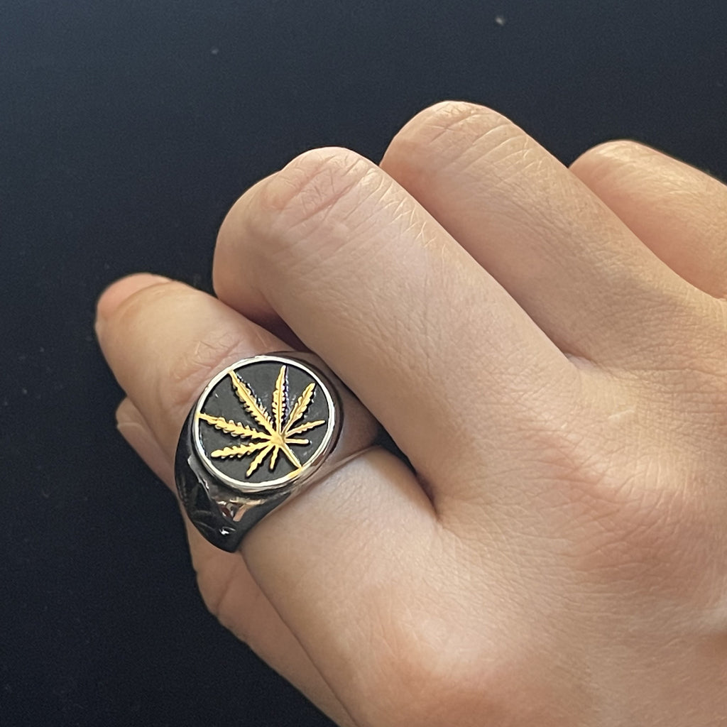 Round Ring with Gold Leaf Accent